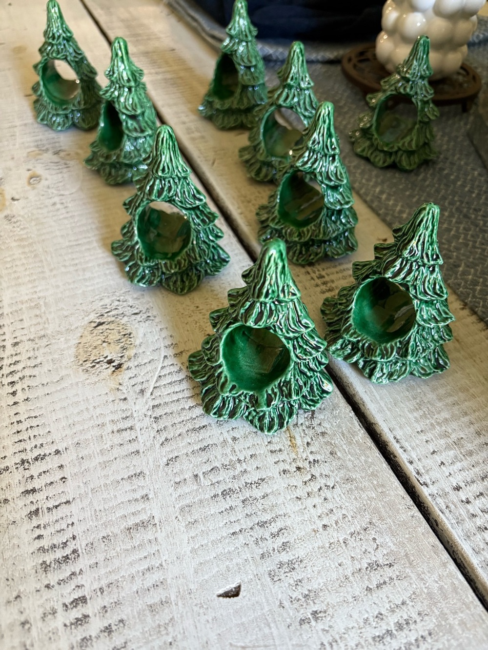 Christmas tree napkin rings Vintage hand painted set of 9